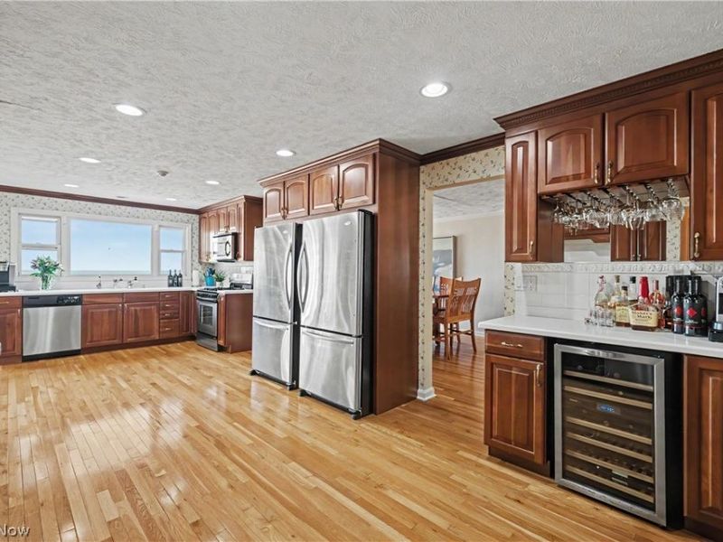 1300 Lake Road , Conneaut, OH 44030 Photo 9