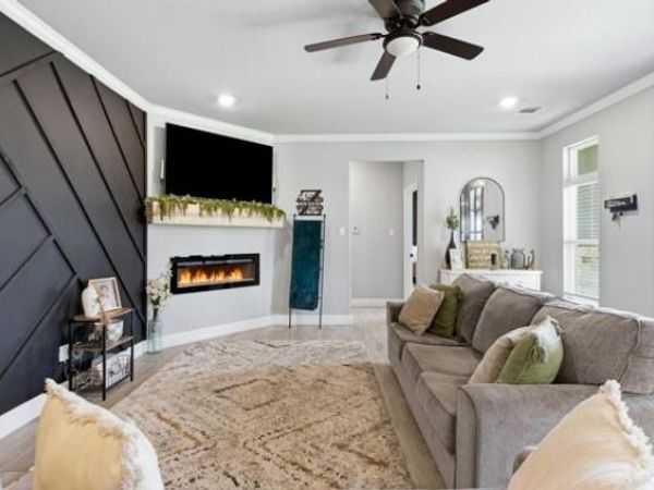 3600 Martin Street , Fort Worth, TX 76119