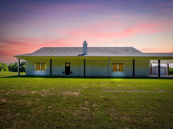 13901 County Road 102, Grandview, TX 76050