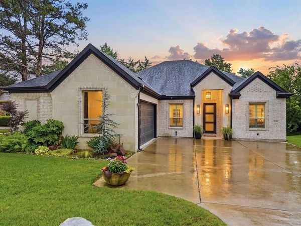 1711 Moreland Drive, Sherman, TX 75090