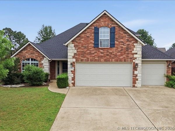 11809 S Vine Street , Jenks, OK 74037
