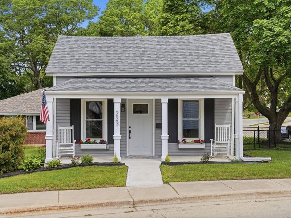 223 E 8th Street , Dixon, IL 61021