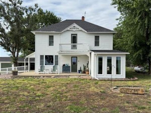 14190 K 16 Highway, Valley Falls, KS 66088