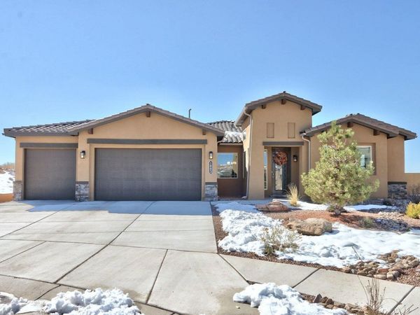 1803 Truchas Peak Trail NE, Rio Rancho, NM 87144