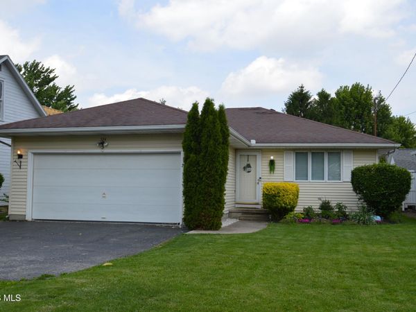 324 W Yates Avenue , Findlay, OH 45840