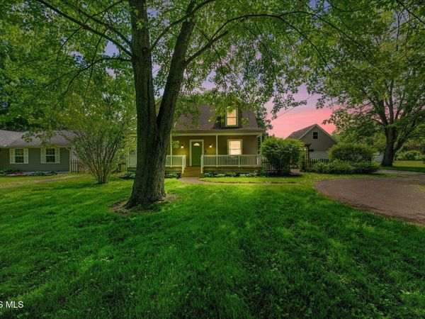 826 N Crissey Road, Holland, OH 43528
