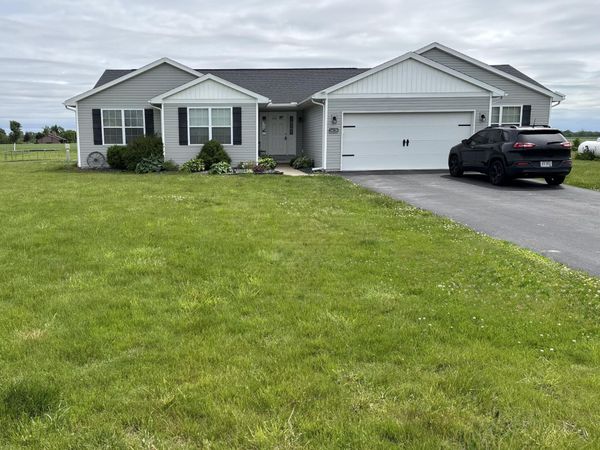24120 W Walbridge Road, Millbury, OH 43447