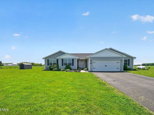 24120 W Walbridge Road, Millbury, OH 43447