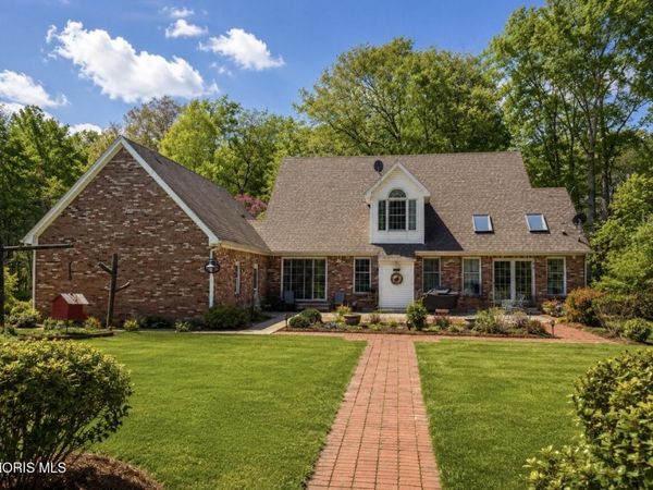 4737 S Berkey Southern Road , Swanton, OH 43558