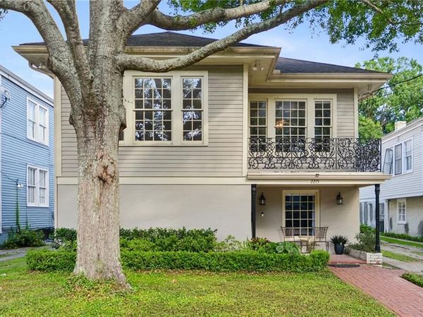 2215 CALHOUN Street, New Orleans, LA 70118