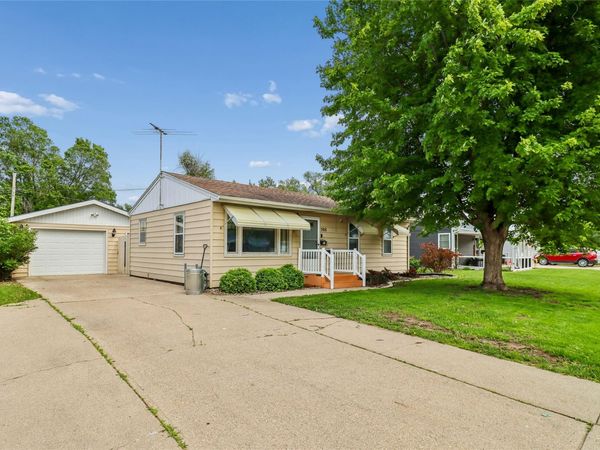 508 E 25th Street S, Newton, IA 50208