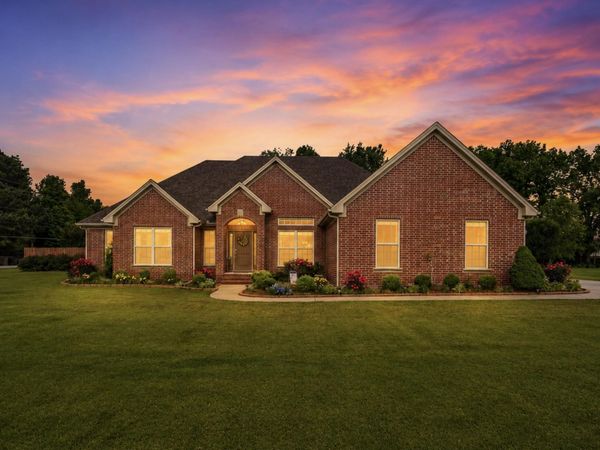 101 Cornerstone Lane, Searcy, AR 72143