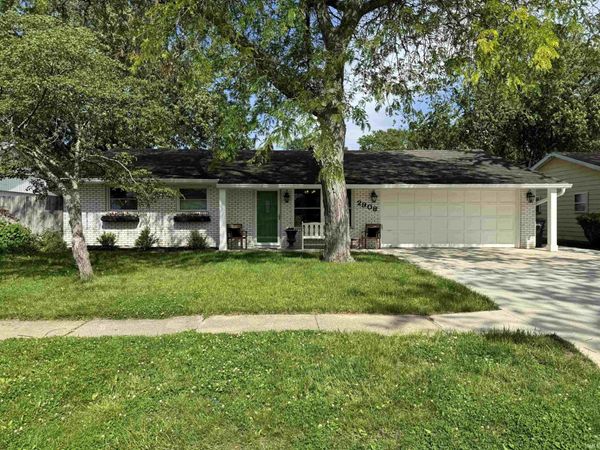 2908 N Richmond Drive, Muncie, IN 47304