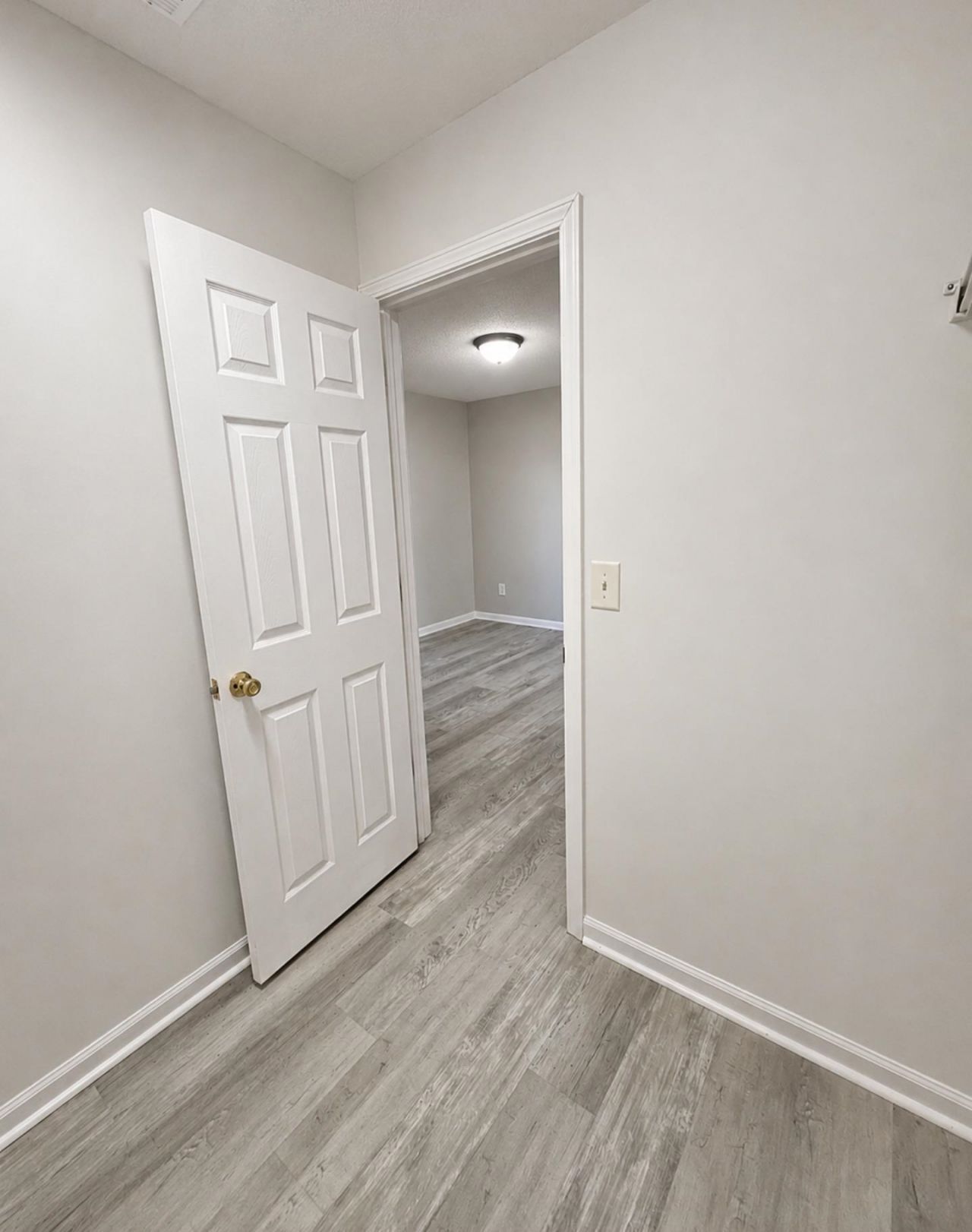 8256 Tartan Ln. Photo 18