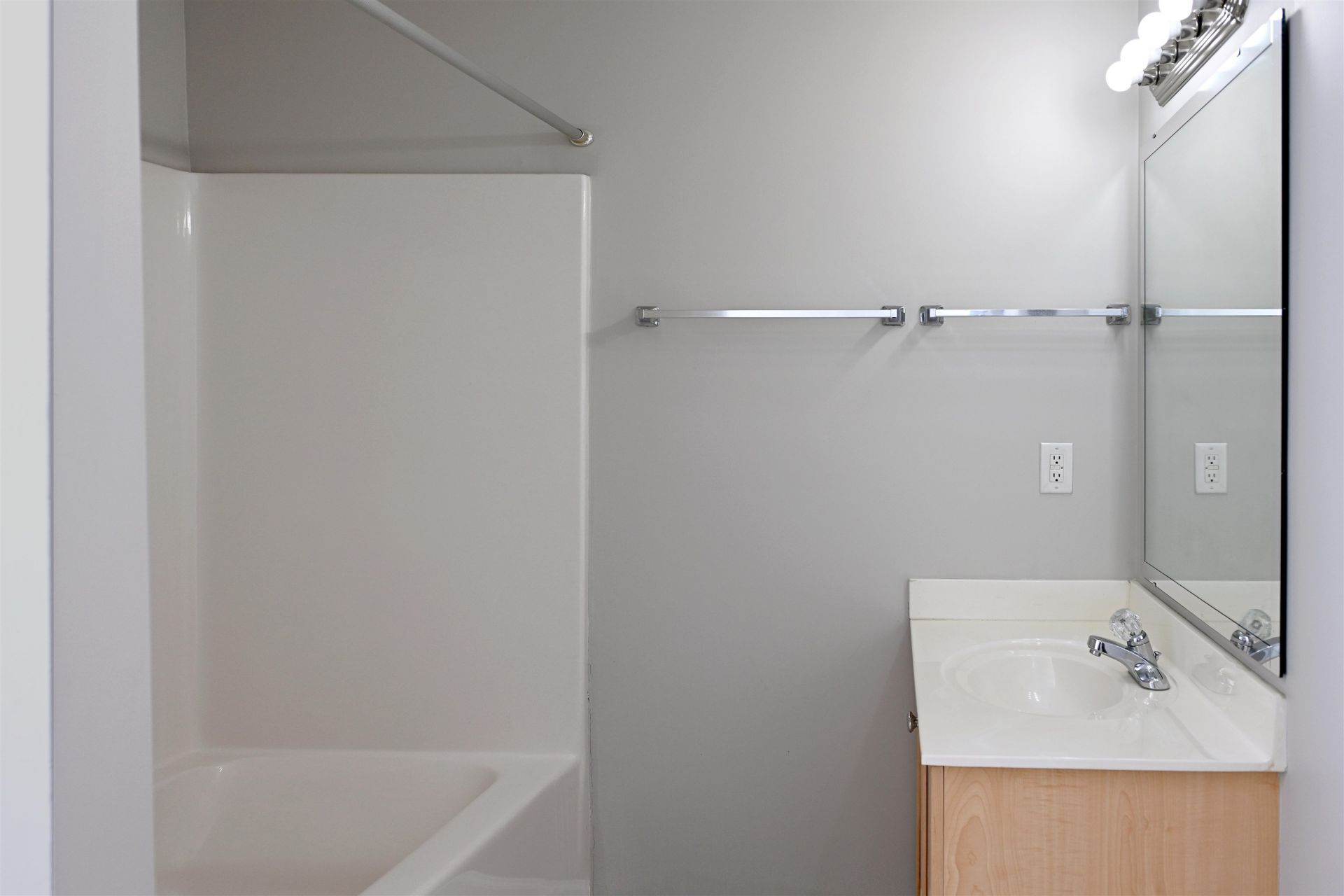 8256 Tartan Ln. Photo 23