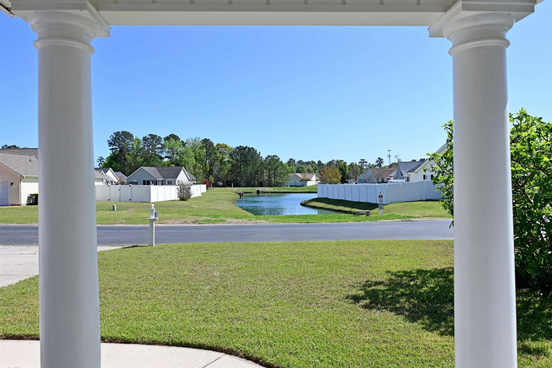 8256 Tartan Ln. Photo 4