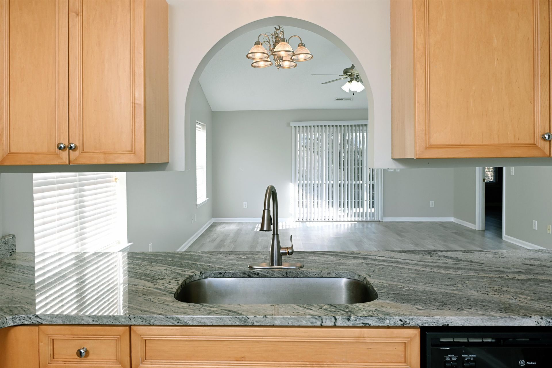 8256 Tartan Ln. Photo 9