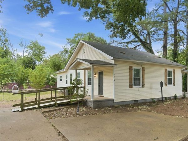 3215 Clopton Street SW, Huntsville, AL 35805