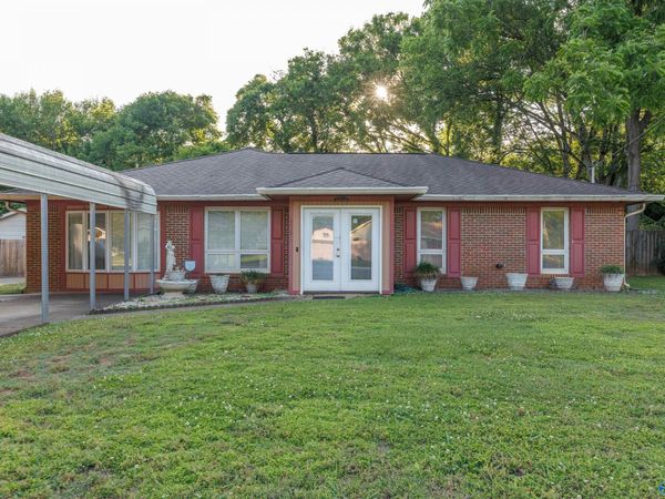 3418 Grassfort Drive, Huntsville, AL 35805