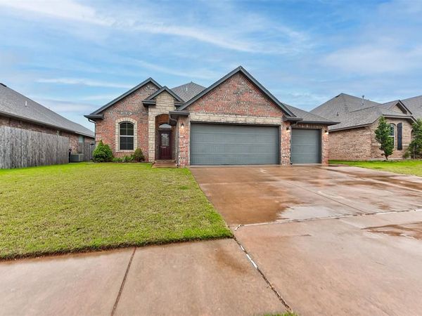 11828 SW 18th Street, Yukon, OK 73099