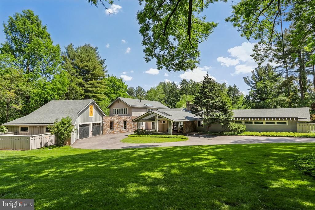 1673 PAPER MILL ROAD , JENKINTOWN, PA 19046