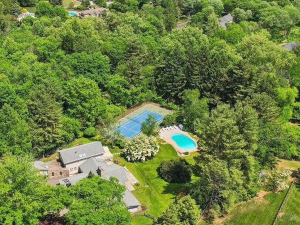 1673 PAPER MILL ROAD, JENKINTOWN, PA 19046
