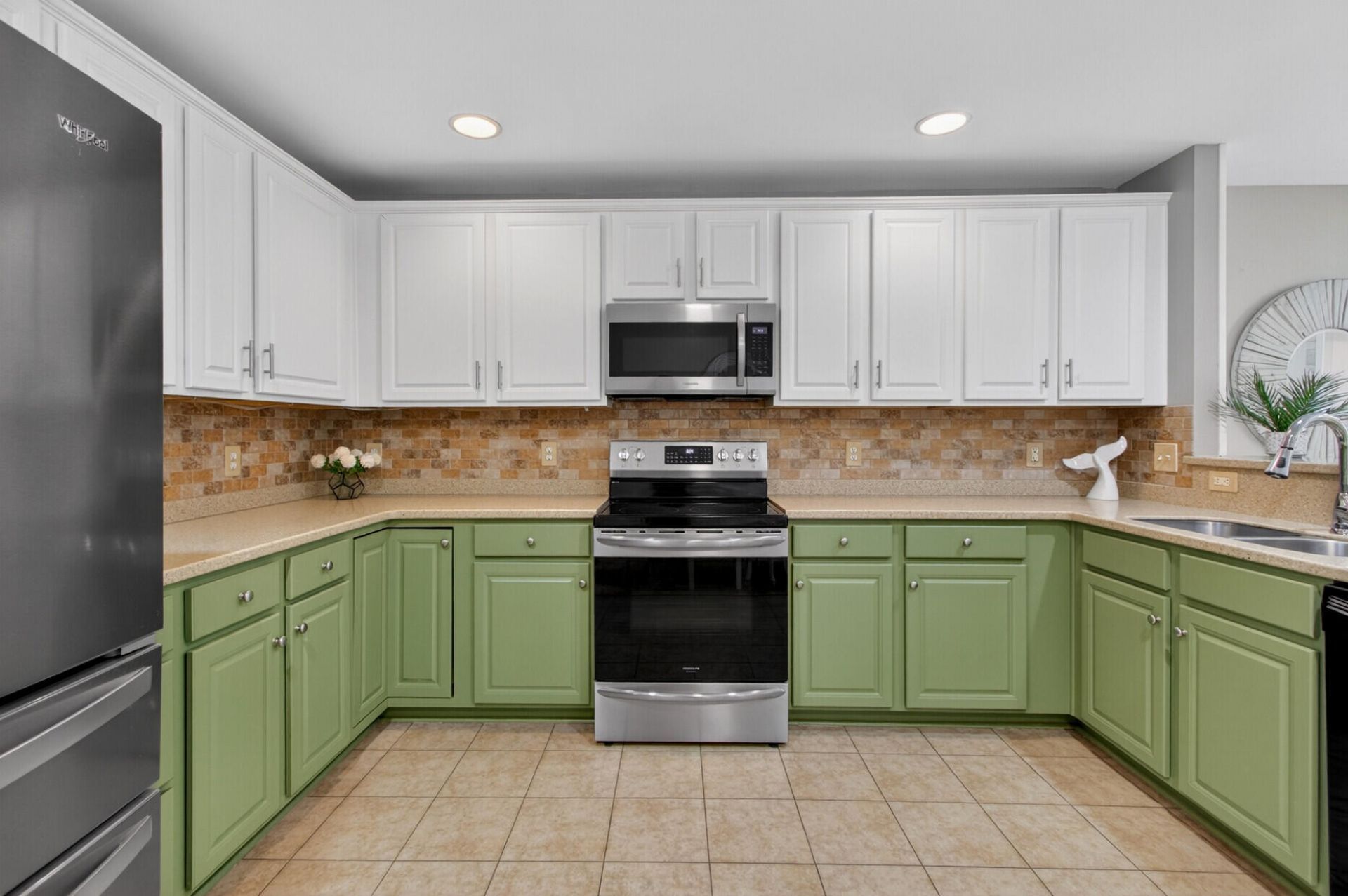 1124 Flyway Road Photo 13