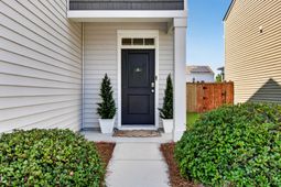9697 Crofton Drive photo 4