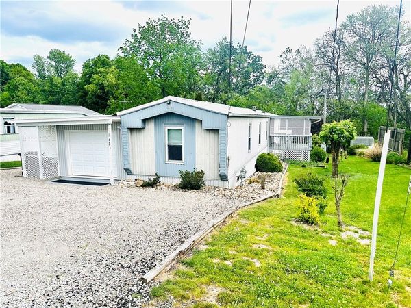 142 East Alley, Waynesburg, PA 15370