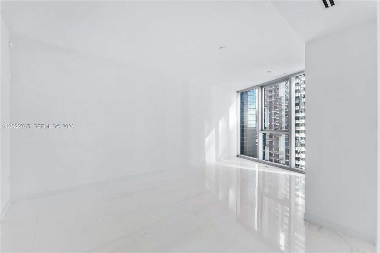 300 Biscayne Blvd Way , Unit 1802, Miami, FL 33131 Photo
