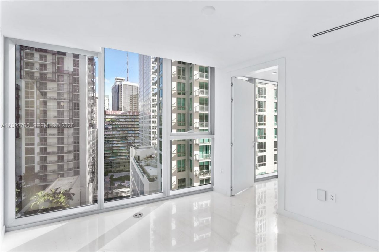 300 Biscayne Blvd Way , Unit 1802, Miami, FL 33131 Photo
