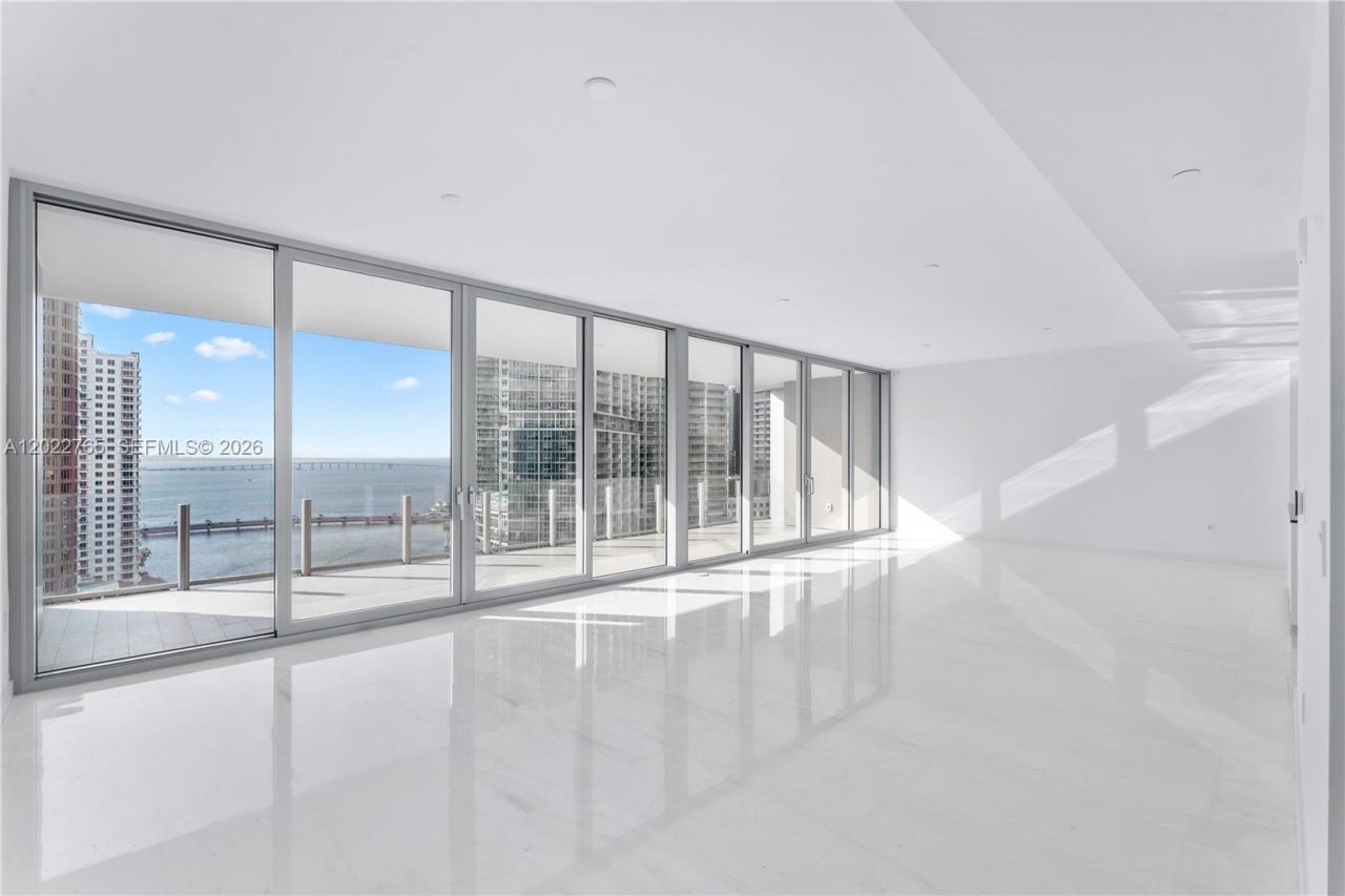 300 Biscayne Blvd Way , Unit 1802, Miami, FL 33131 Photo