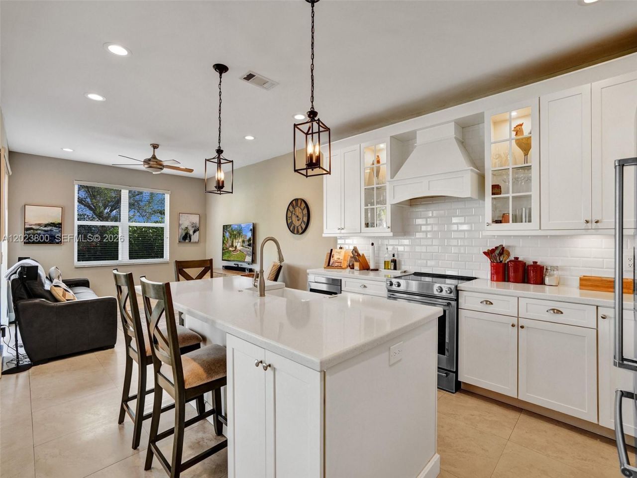 700 NW 158th Ln , Pembroke Pines, FL 33028 Photo