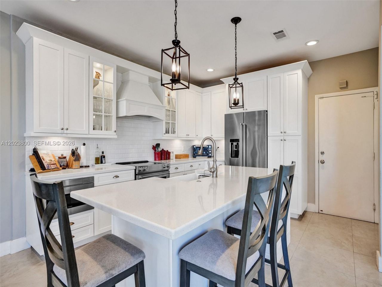 700 NW 158th Ln , Pembroke Pines, FL 33028 Photo