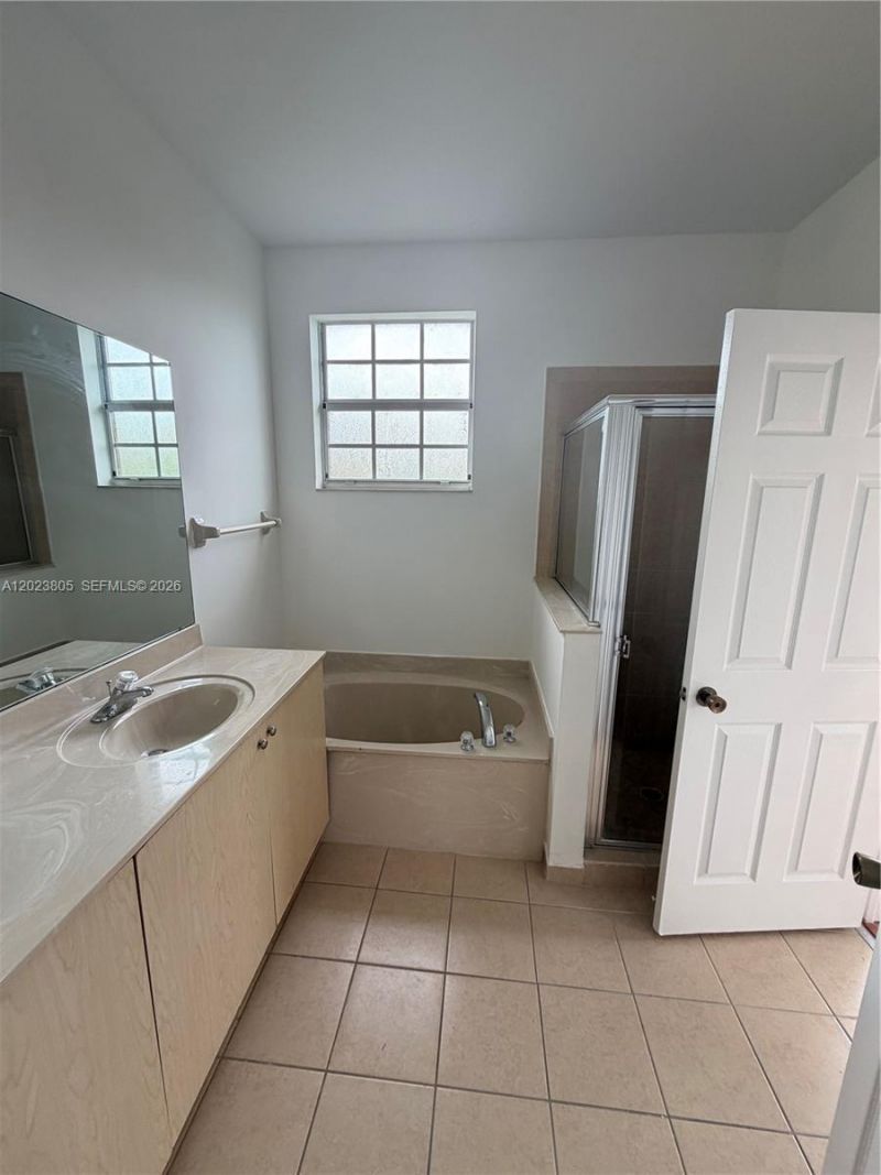 607 NE 21st Ter , Homestead, FL 33033 Photo