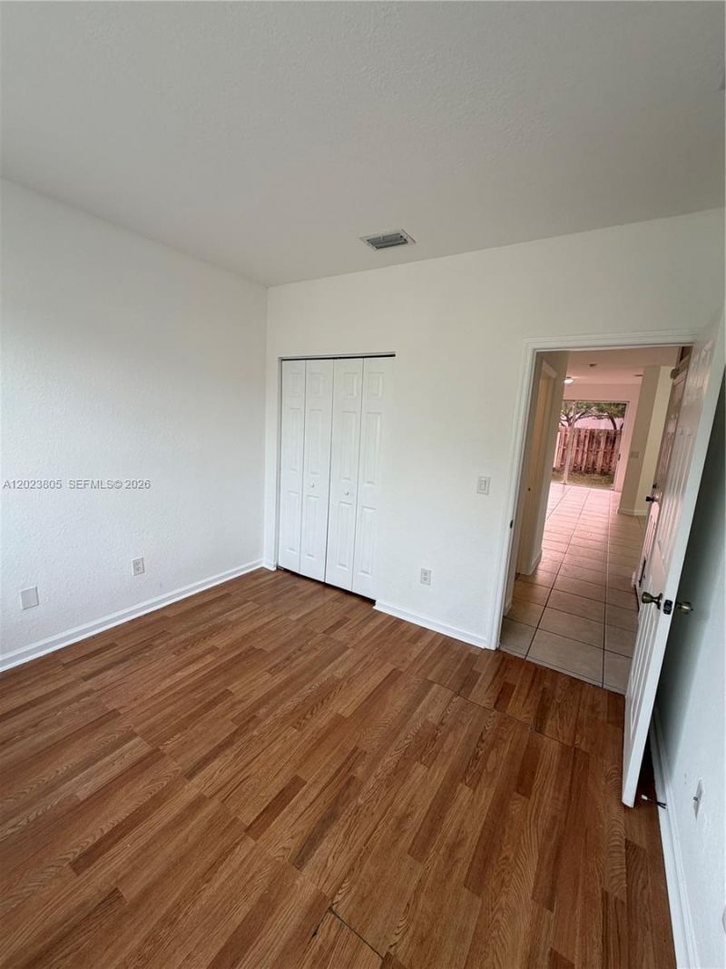 607 NE 21st Ter , Homestead, FL 33033 Photo