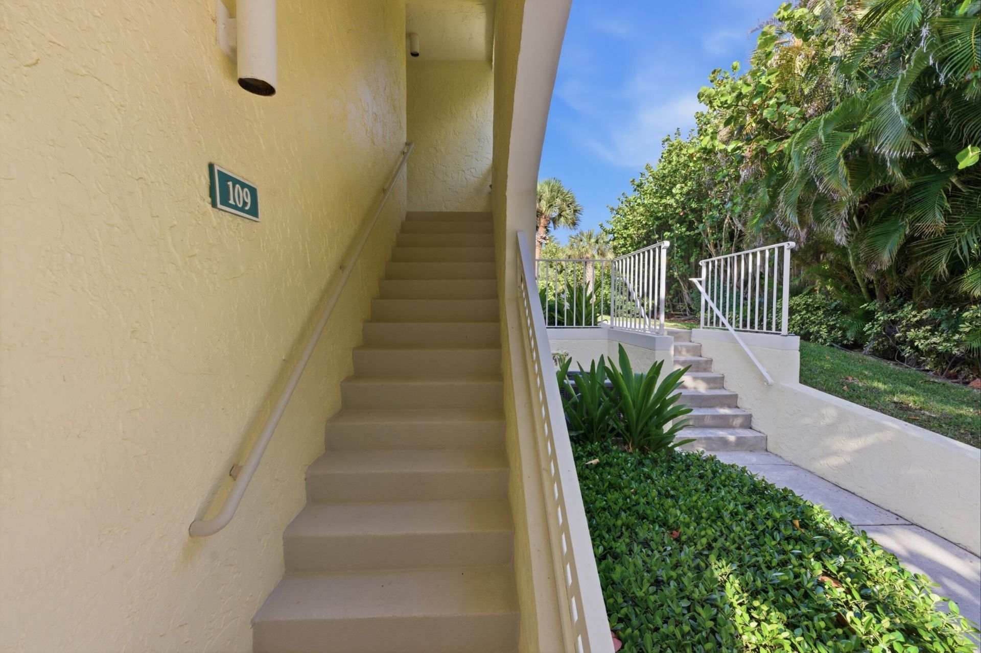 109 Mainsail Circle, Jupiter, FL 33477 Photo