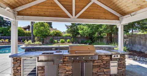 9492 Porto Rosa Dr, Elk Grove, CA 95624 Photo