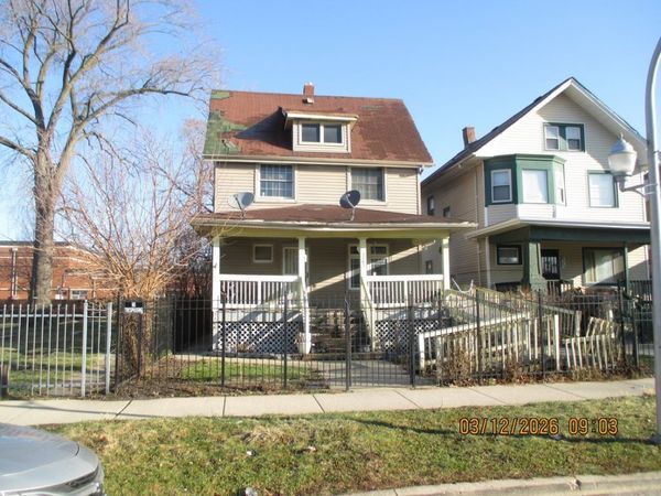 5242 W Monroe Street , Chicago, IL 60644