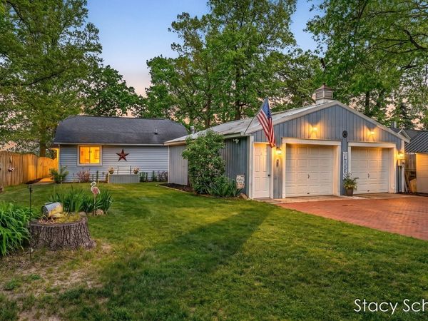 11773 Scott Park Road, Delton, MI 49046