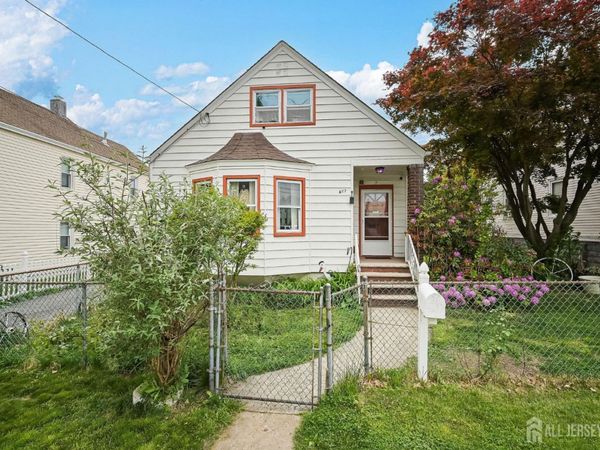 611 Pacific Avenue , Perth Amboy, NJ 08861