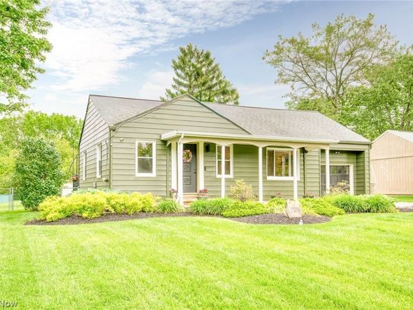 21376 Boston Road , Strongsville, OH 44149