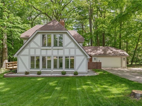 6165 Grandridge Pointe Drive , Concord Twp, OH 44077