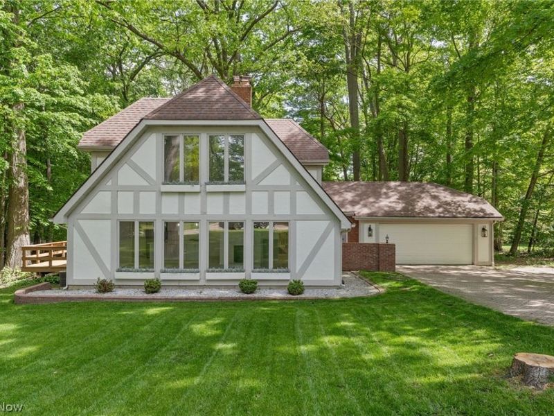 6165 Grandridge Pointe Drive , Concord Township, OH 44077 Photo 1
