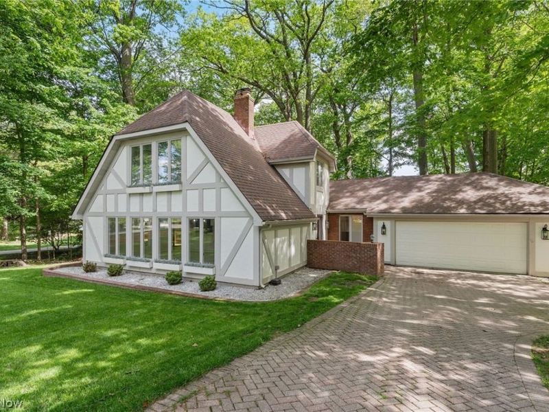 6165 Grandridge Pointe Drive , Concord Township, OH 44077 Photo 3
