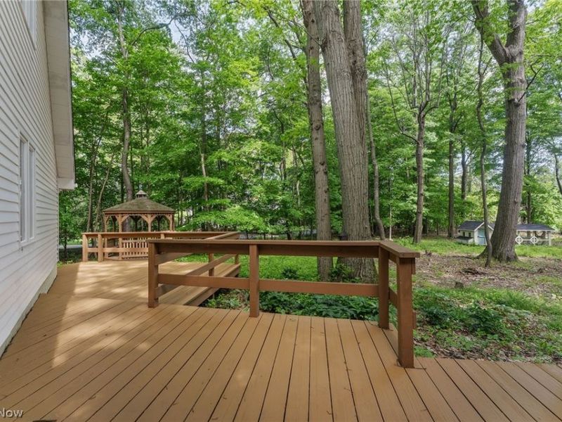 6165 Grandridge Pointe Drive , Concord Township, OH 44077 Photo 9