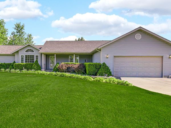 740 W 275 S , Hebron, IN 46341