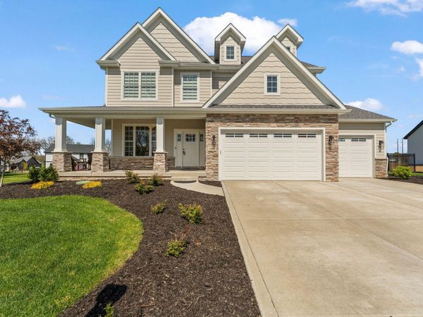 2903 Whispering Brook Lane, Valparaiso, IN 46385