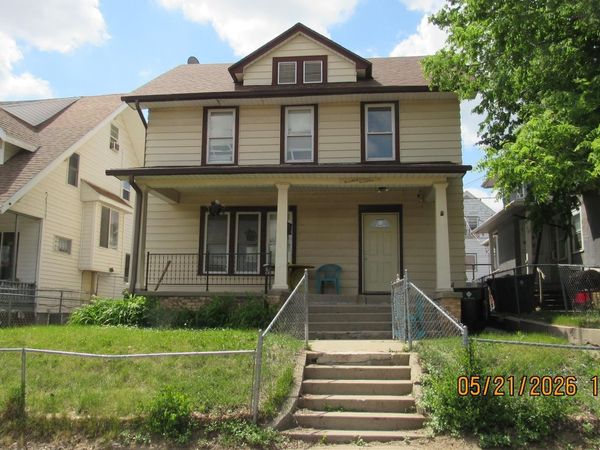 1717 Jones St., Sioux City, IA 51105