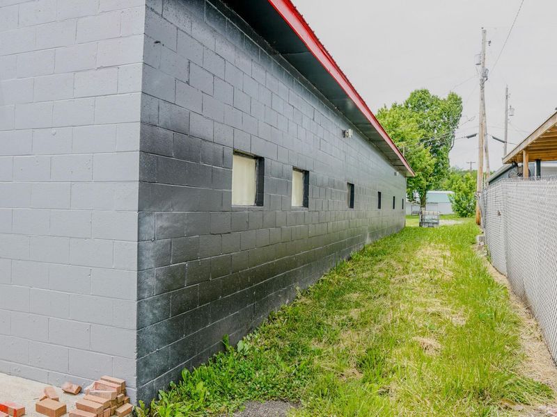 1029 S Pennsylvania Avenue, Wellston, OH 45692 Photo 10